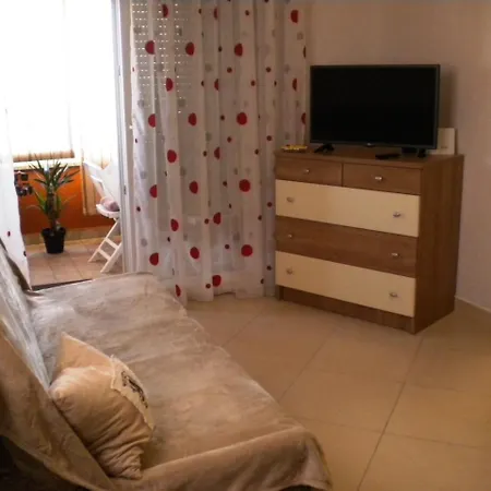 Adelita Apartamento